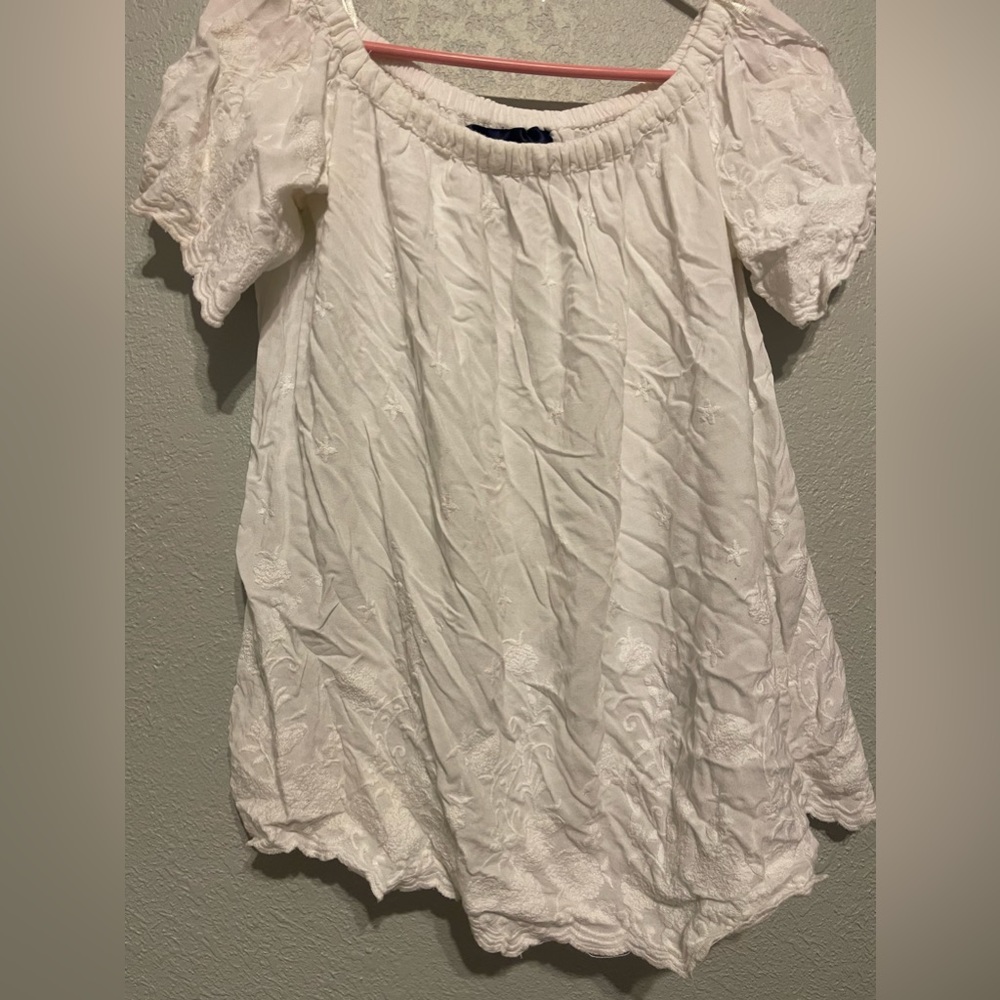 White flower print off the shoulder